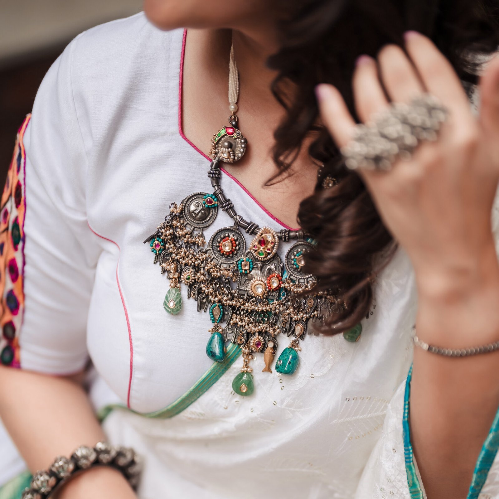 NECKLACE & PENDANT